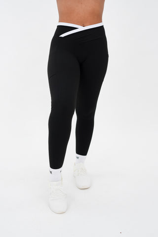 Her Era Crossover Leggings - Noravie