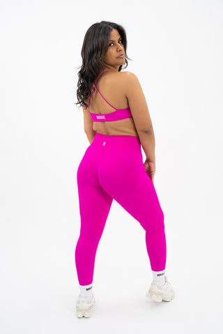 Worth Protecting™ Crossover Seamless Leggings - Noravie
