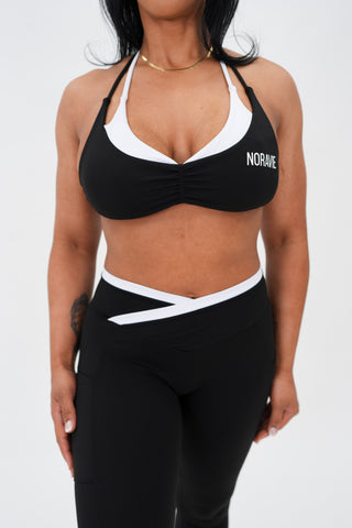 Her Era Crossover Leggings - Noravie