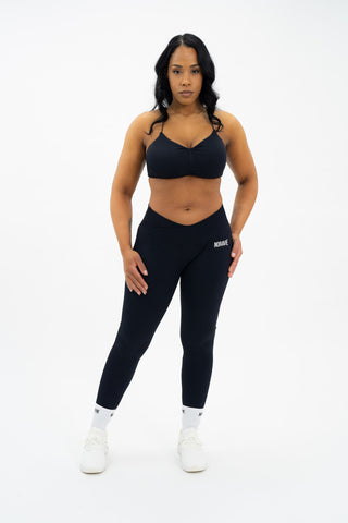 Worth Protecting™ Crossover Seamless Leggings - Noravie