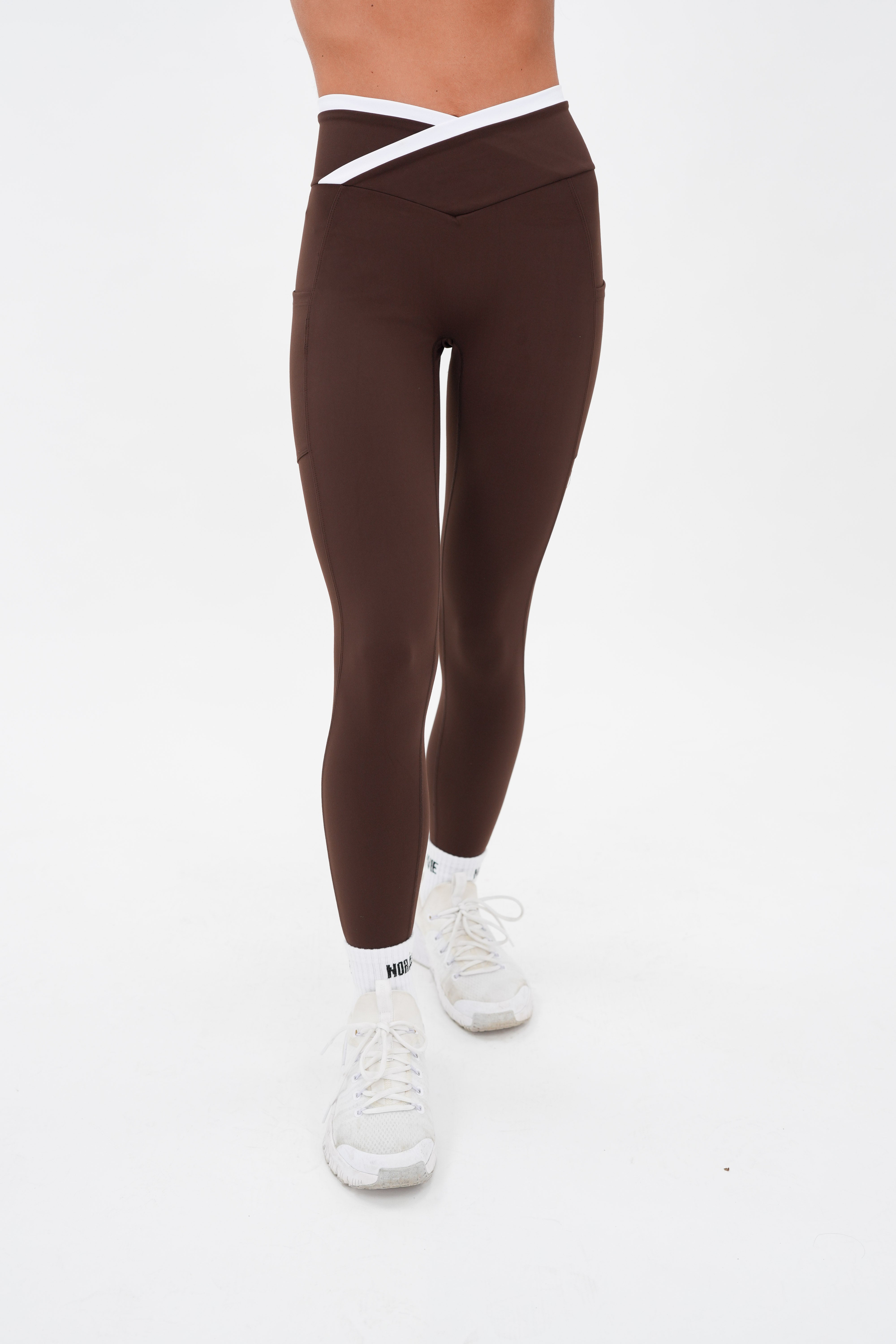 Her Era Crossover Leggings - Noravie