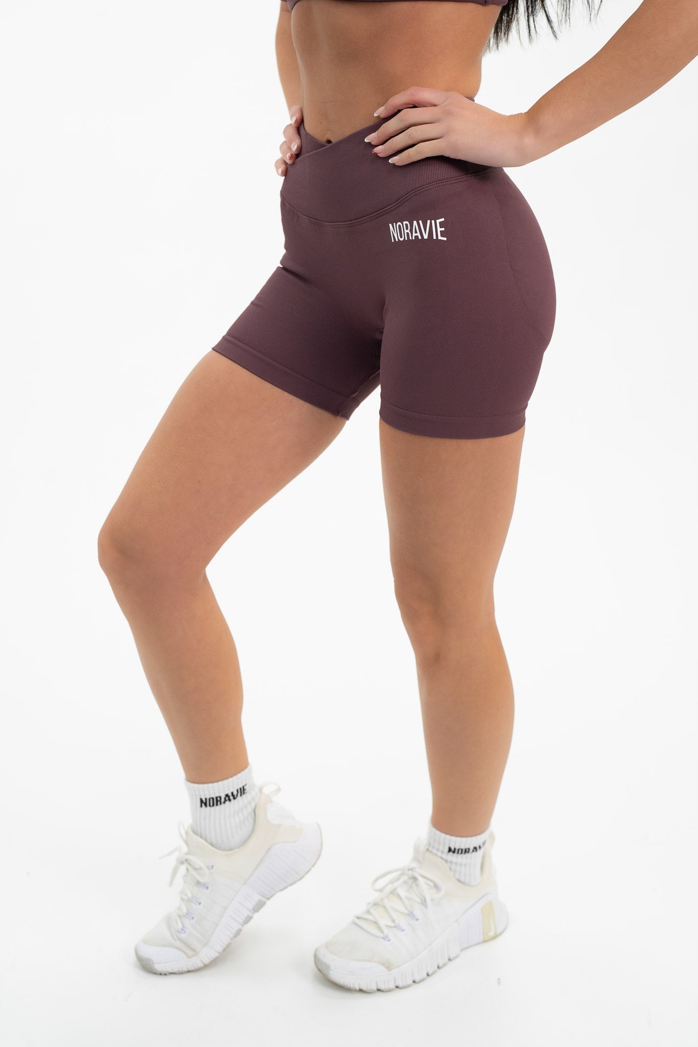 Worth Protecting™ Crossover Seamless Shorts - Noravie