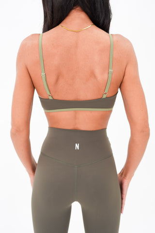 Becoming Her Two-Tone Bandeau Bra - Noravie