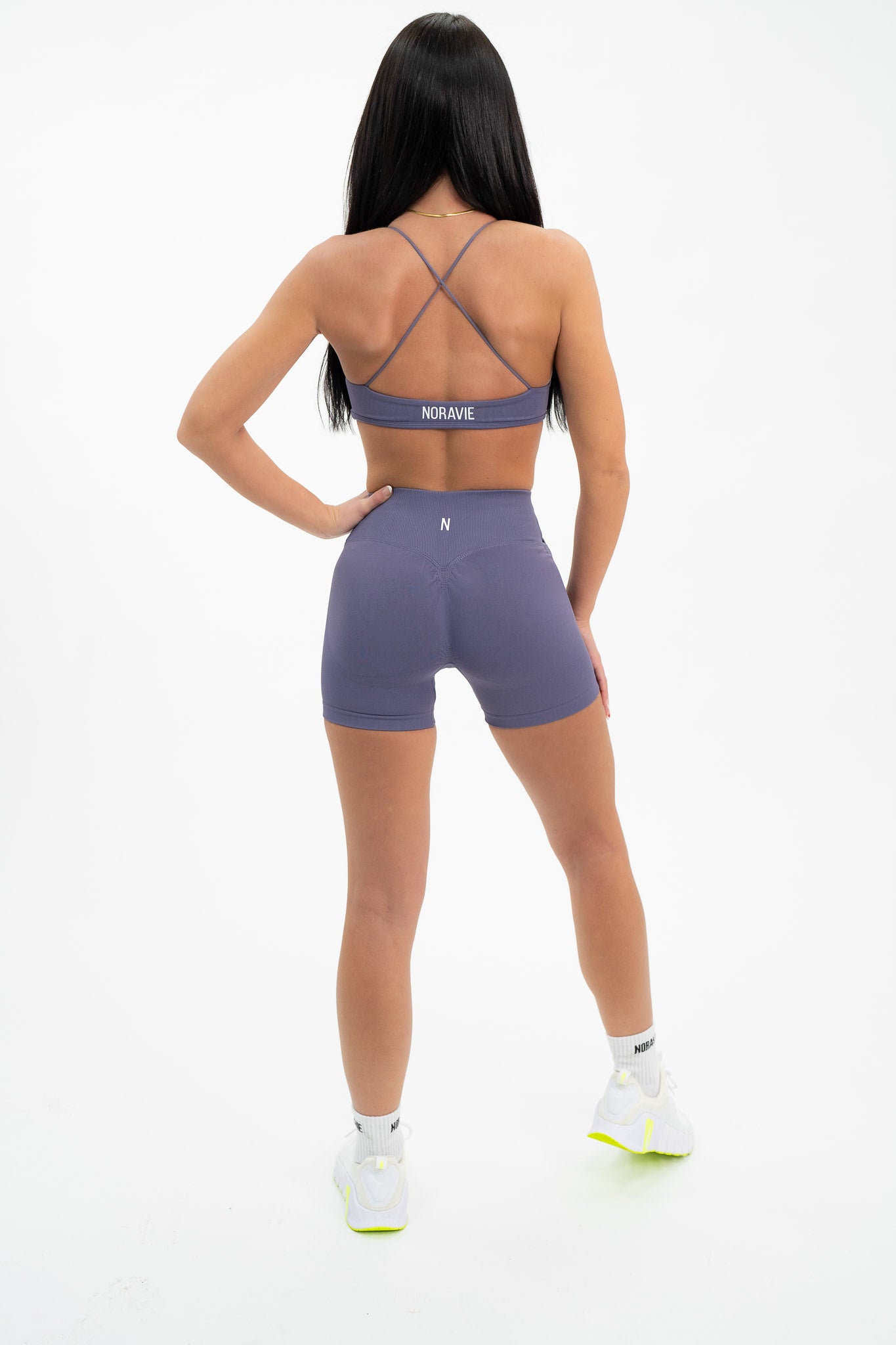 Worth Protecting™ Crossover Seamless Shorts - Noravie