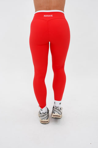 Her Era Crossover Leggings - Noravie