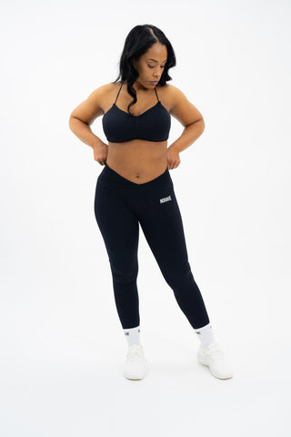 Worth Protecting™ Crossover Seamless Leggings - Noravie