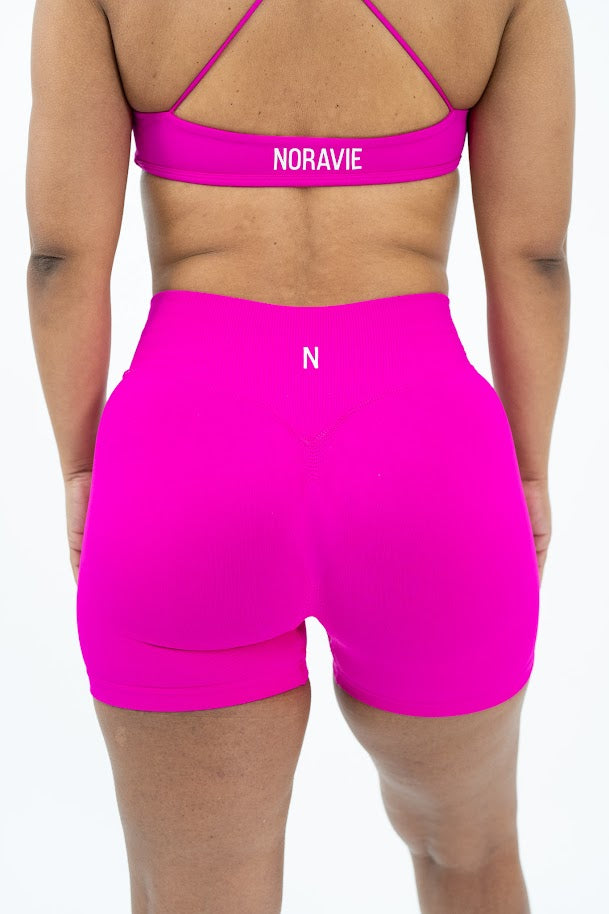 Worth Protecting™ Crossover Seamless Shorts - Noravie