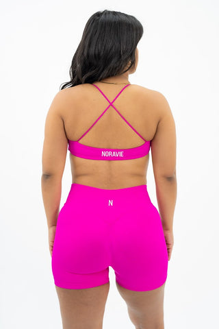 Worth Protecting™ Crossover Seamless Shorts - Noravie