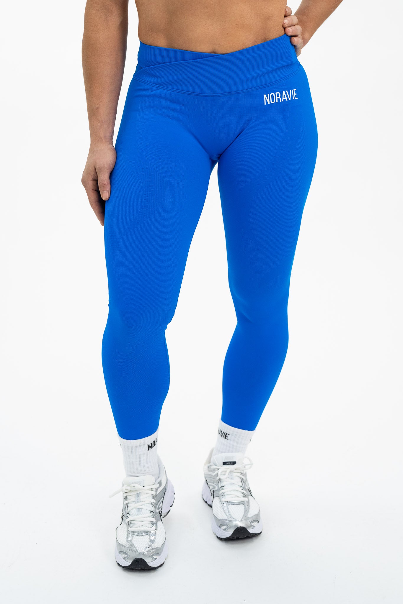 Worth Protecting™ Crossover Seamless Leggings - Noravie