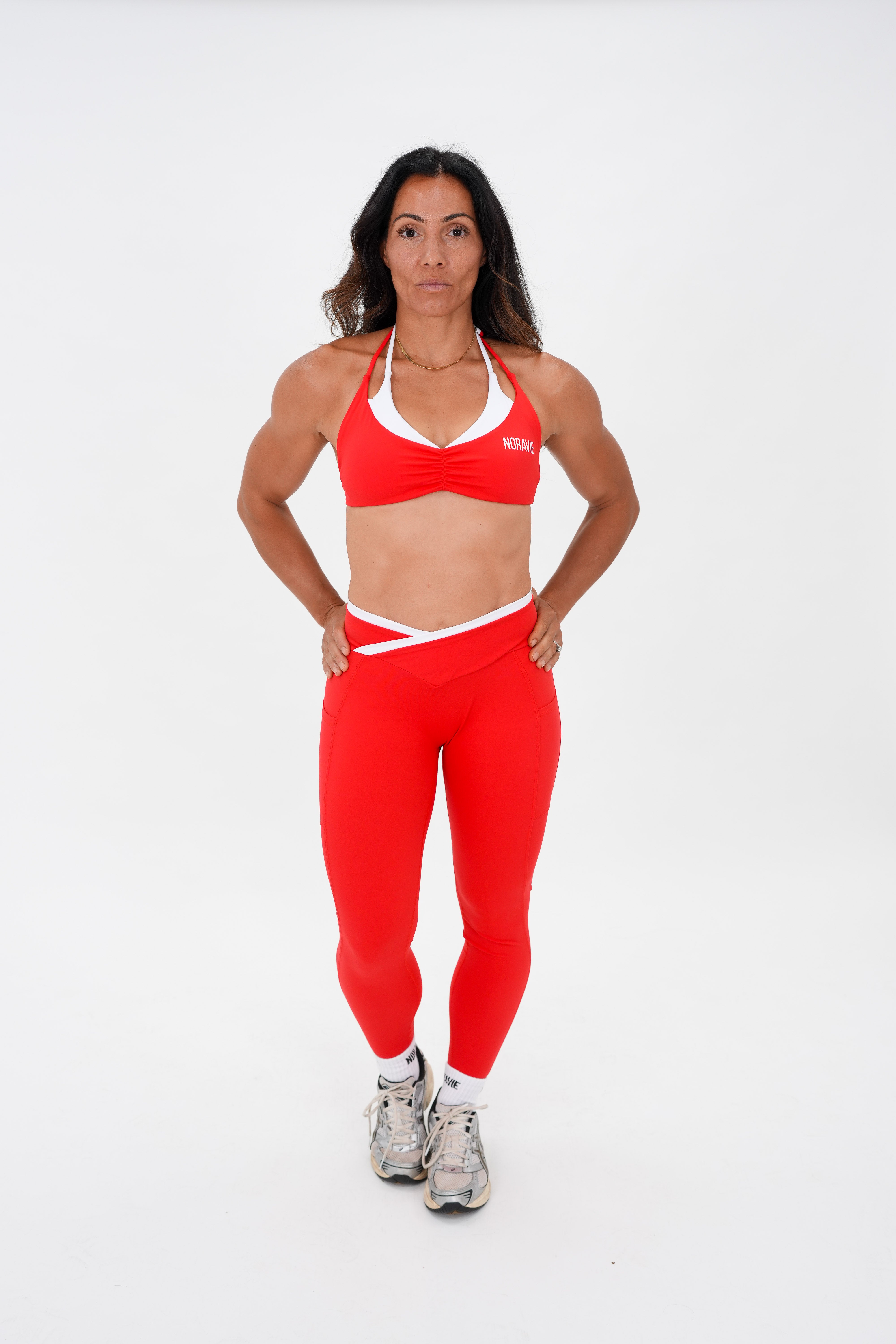 Her Era Crossover Leggings - Noravie