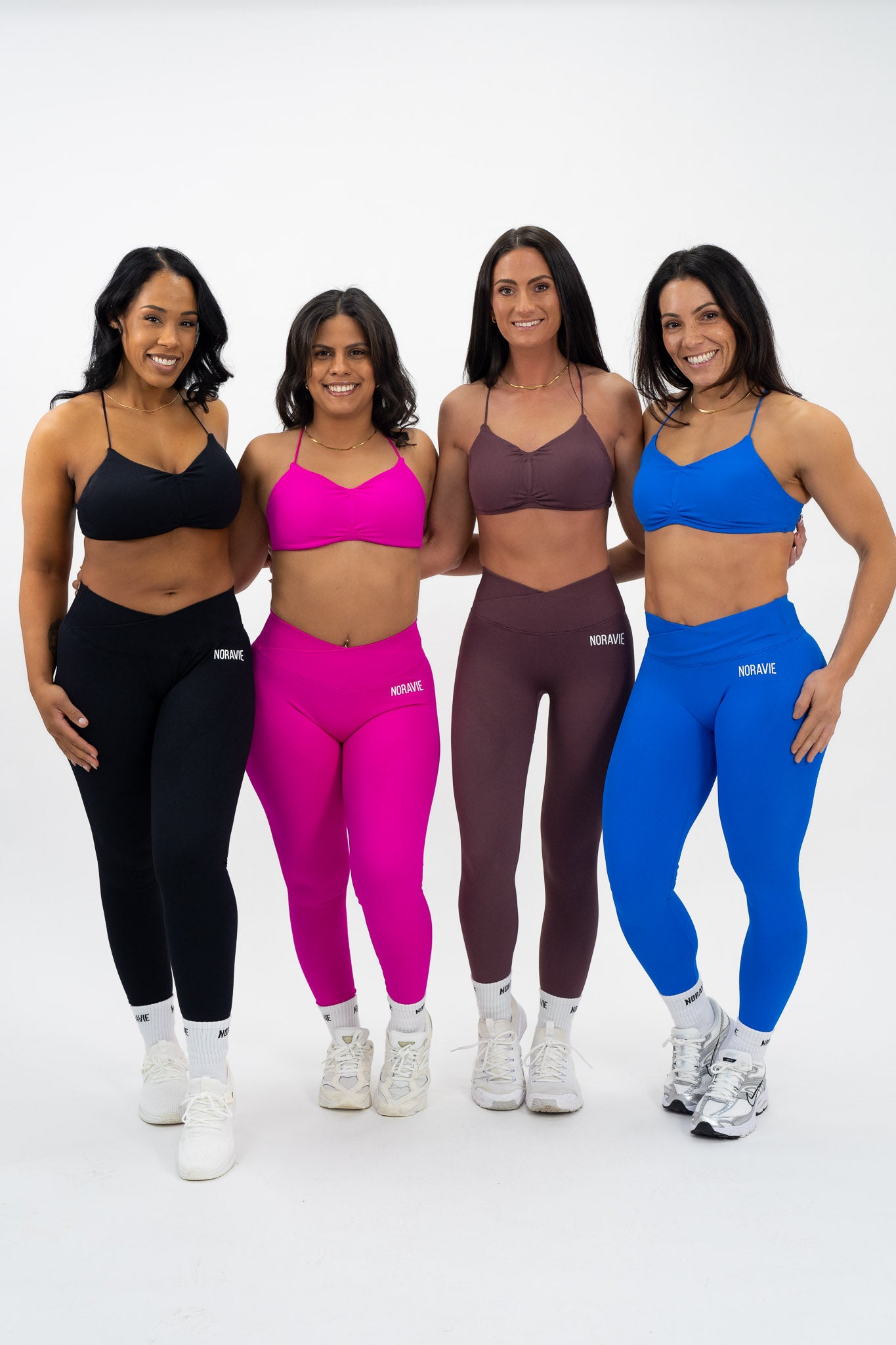 Worth Protecting™ Crossover Seamless Leggings - Noravie