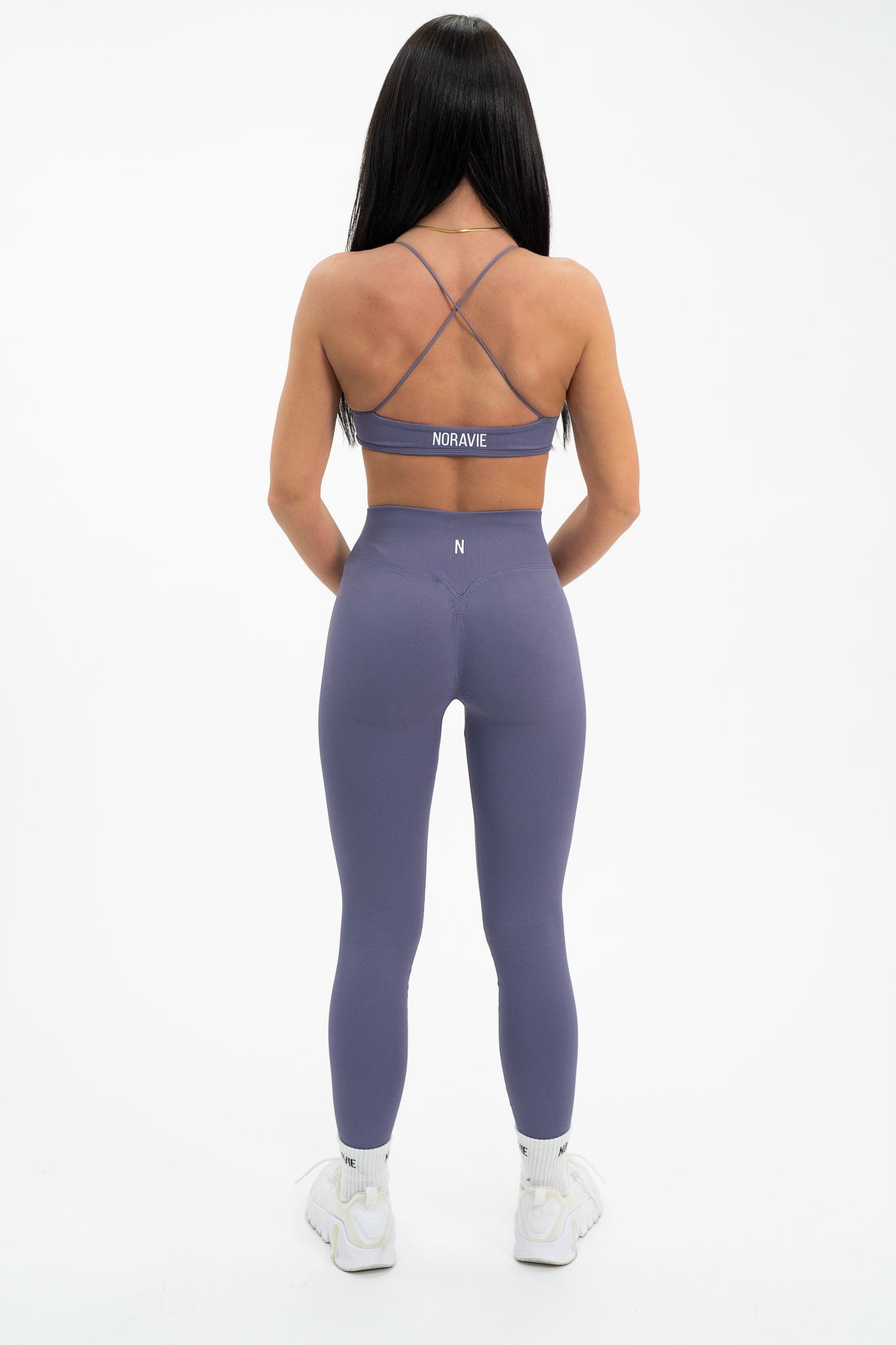 Worth Protecting™ Crossover Seamless Leggings - Noravie